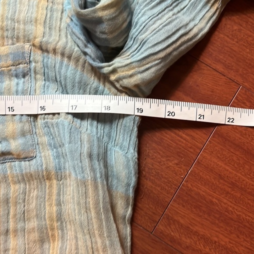 Soft Surroundings long sleeve light weight blouse PS‎ - Picture 8 of 14